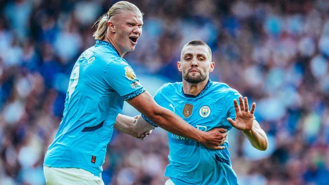 雄鹿通過全 雄鹿通過全